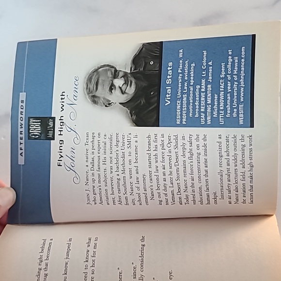 Select Editions Book - Picture 9 of 12